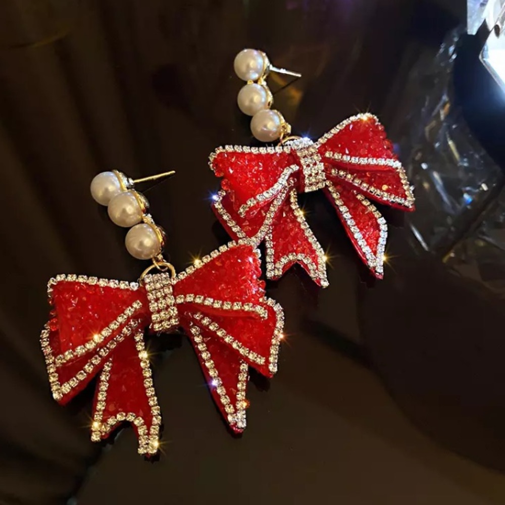 🌟 New! Gorgeous Red Rhinestone Crystals Bow Earrings